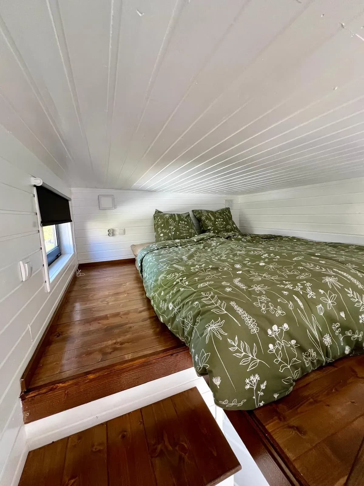 Chambre en mezzanine du Sharewood